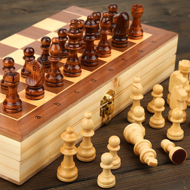 Interior Design Handbook - Magnetic Wooden Folding Chess Set Felted