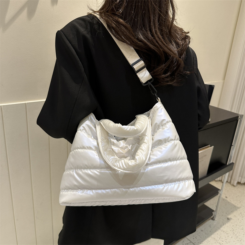 Cotton Clothing Crossbody Bags - đánh giá và giá Interior Design Open Space
