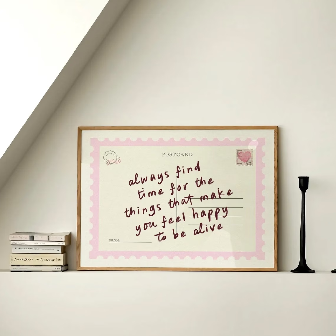 Retro Postcards That Encourage - đánh giá và giá Interior Design Living Room